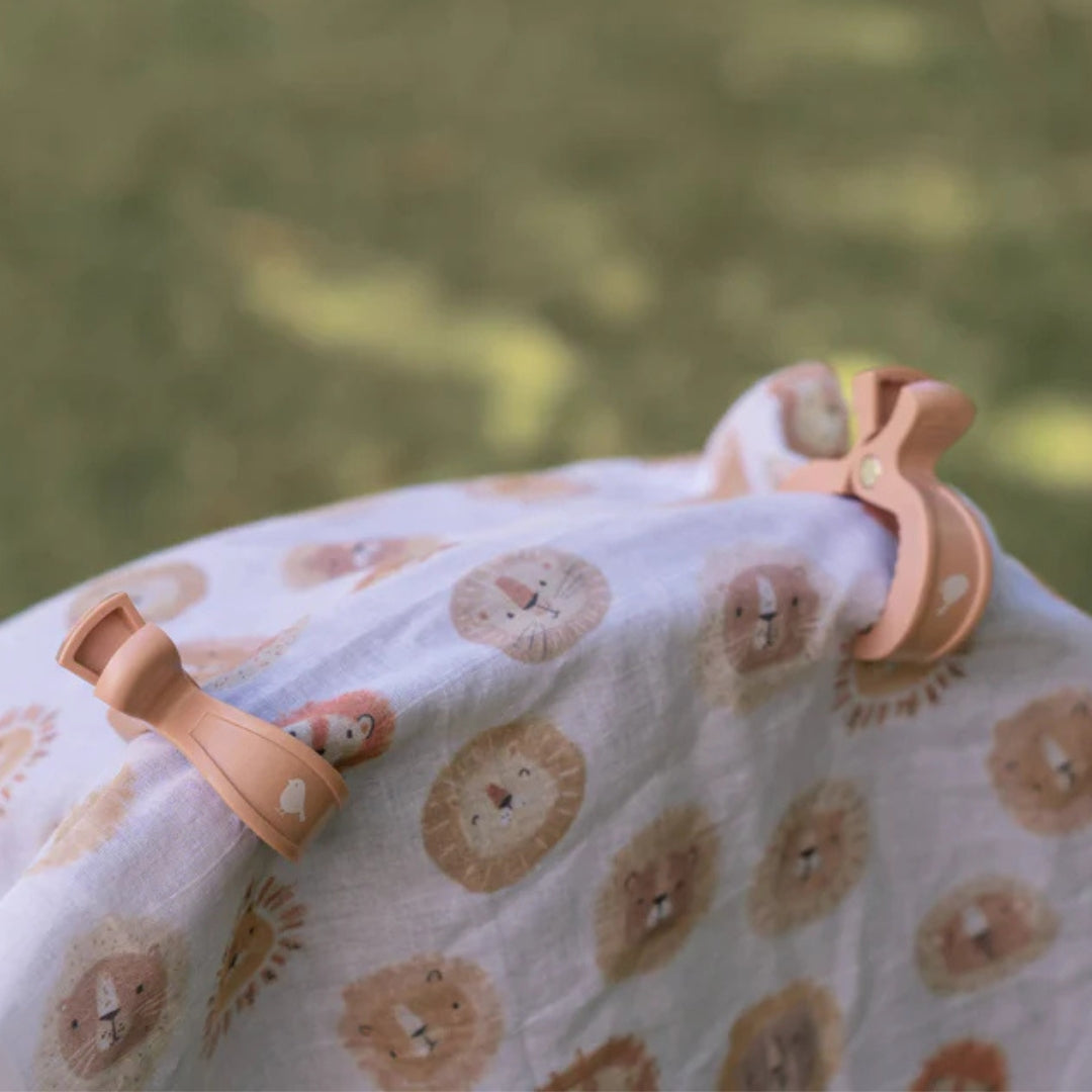 Lions Muslin Wrap & Latte Pram Clip Set - Baby Gifts Australia