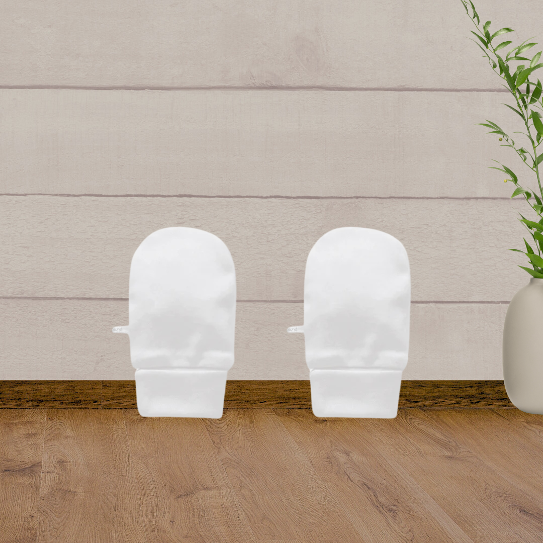 Emotion & Kids White Mittens 2pk - Baby Gifts Australia