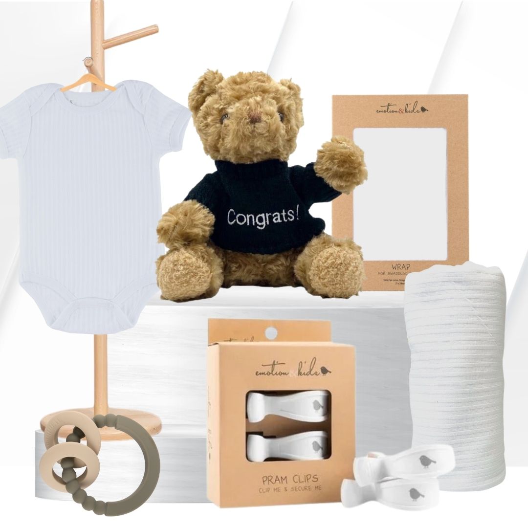 Neutral Newborn Welcome Kit